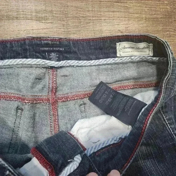 Tommy Hilfiger Women's American Freedom Modern Rise Bootcut Blue Jeans Size 10 - Picture 4 of 6